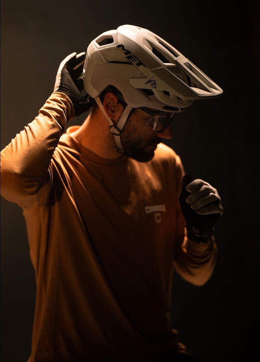 Casco MTB Met Revo Mips Signature Edition Kilian Bron Beige 5/5