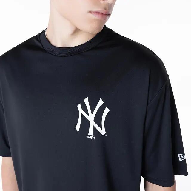 Camisa T-shirt dos New York Yankees New Era League Essentials 6/7