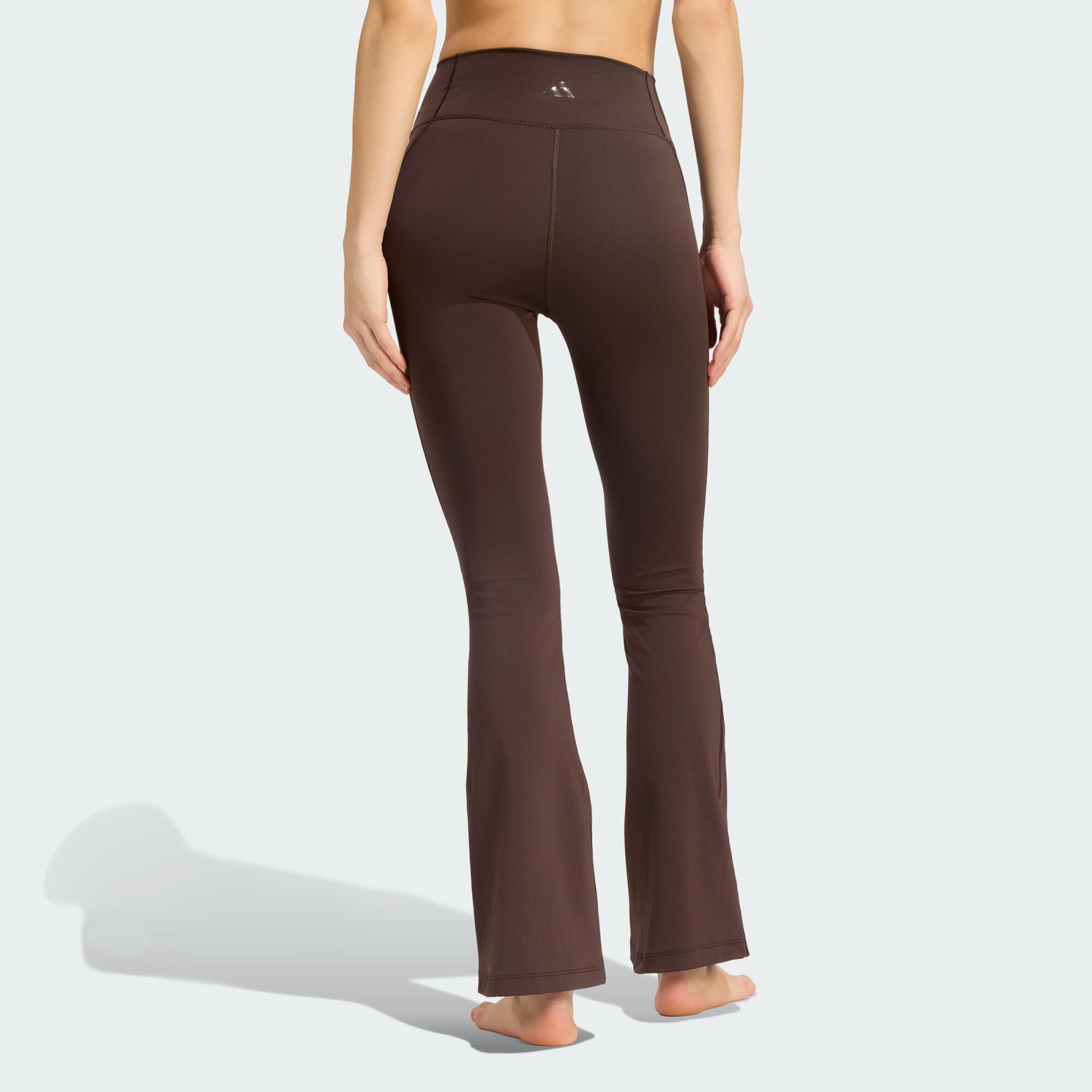 All Me Essentials Flare Legging 3/5