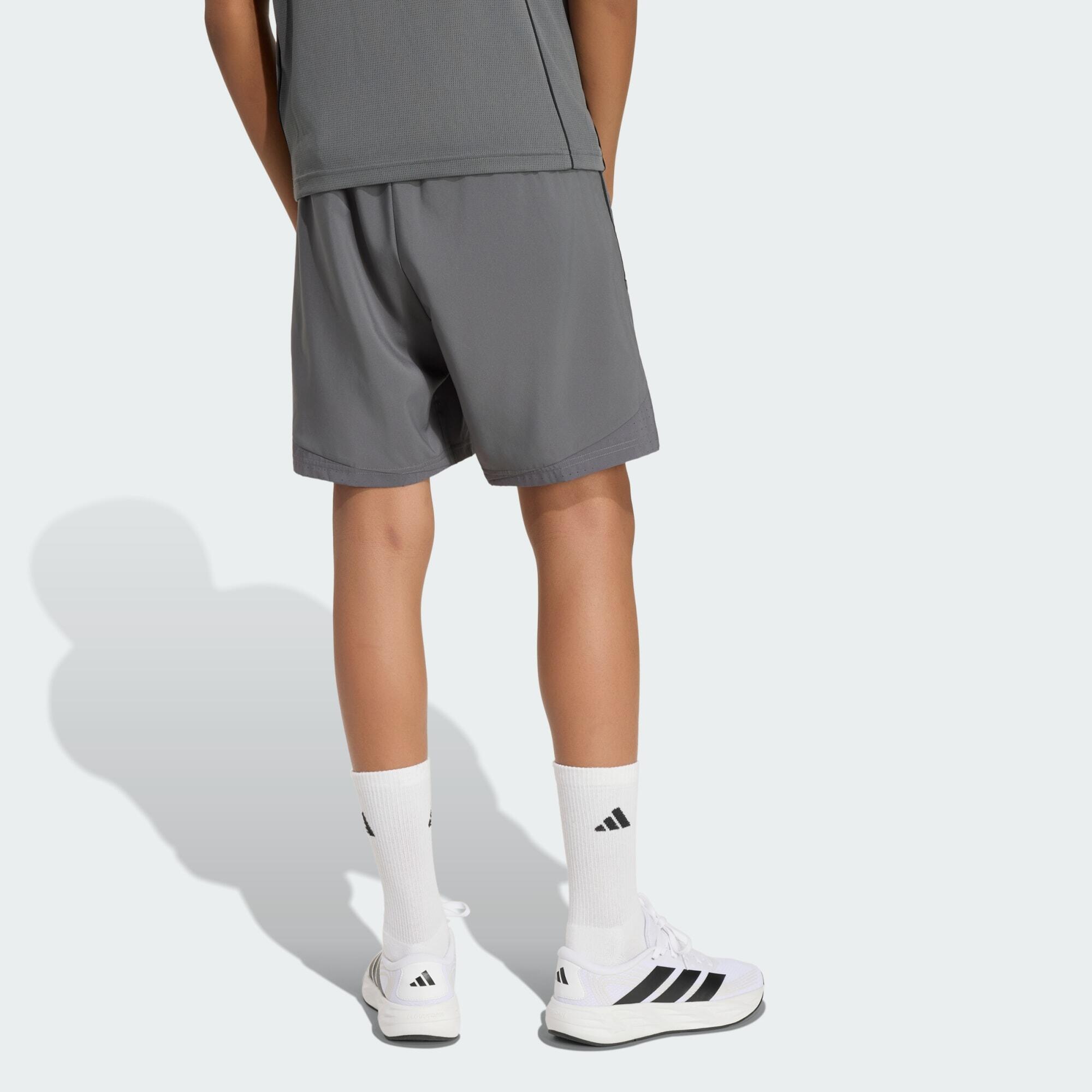 SHORT TECH APPAREL 3/5