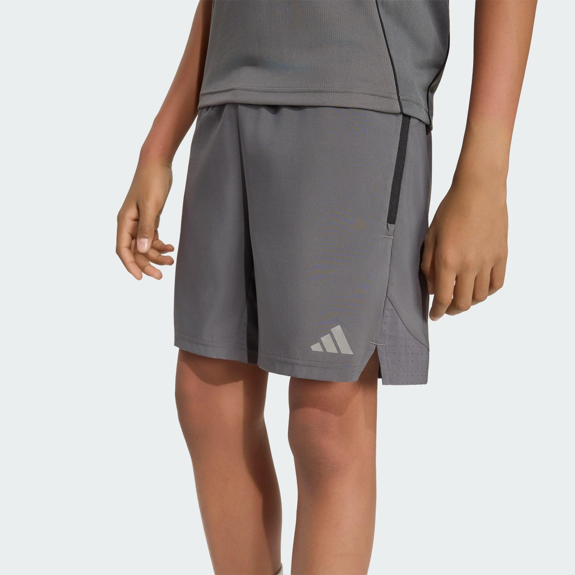 SHORT TECH APPAREL 4/5