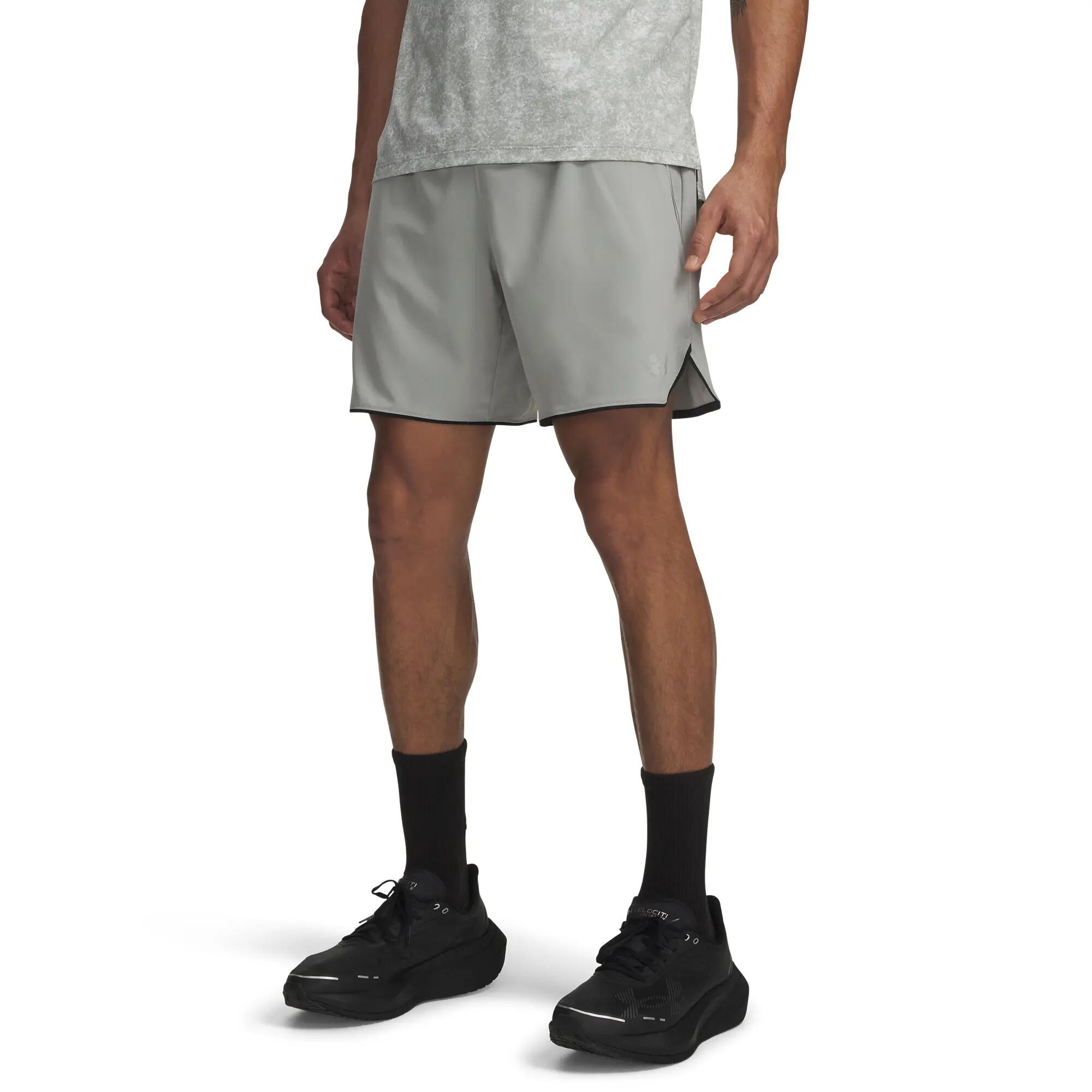 UNDER ARMOUR picture