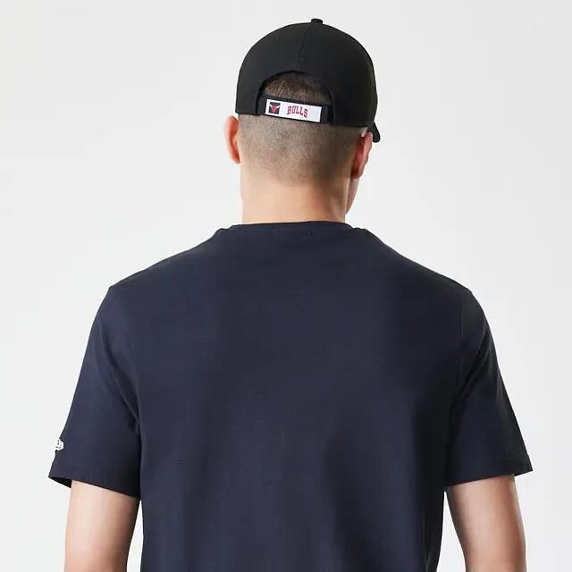 T-shirt con logo New Era NBA Chicago Bulls 3/7