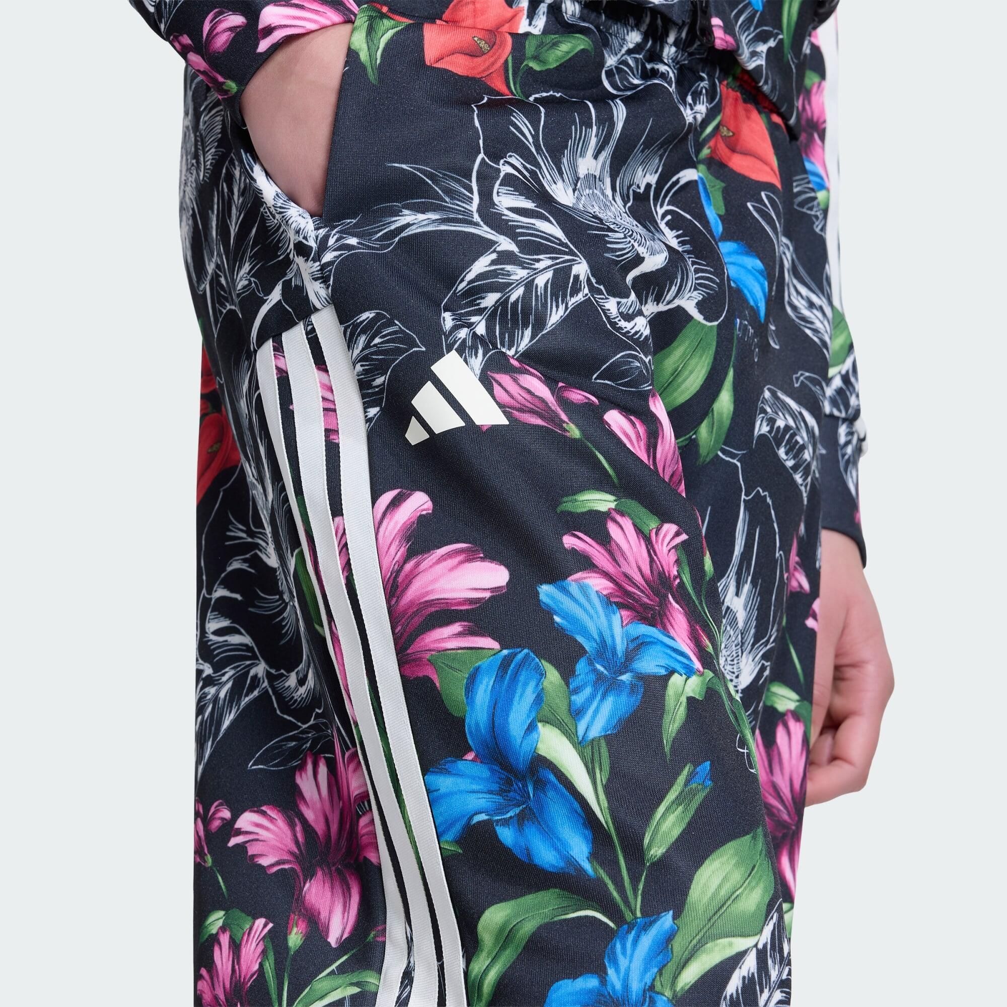 PANTALON DE SURVÊTEMENT ADIDAS x FARM RIO HOUSE OF TIRO 4/5