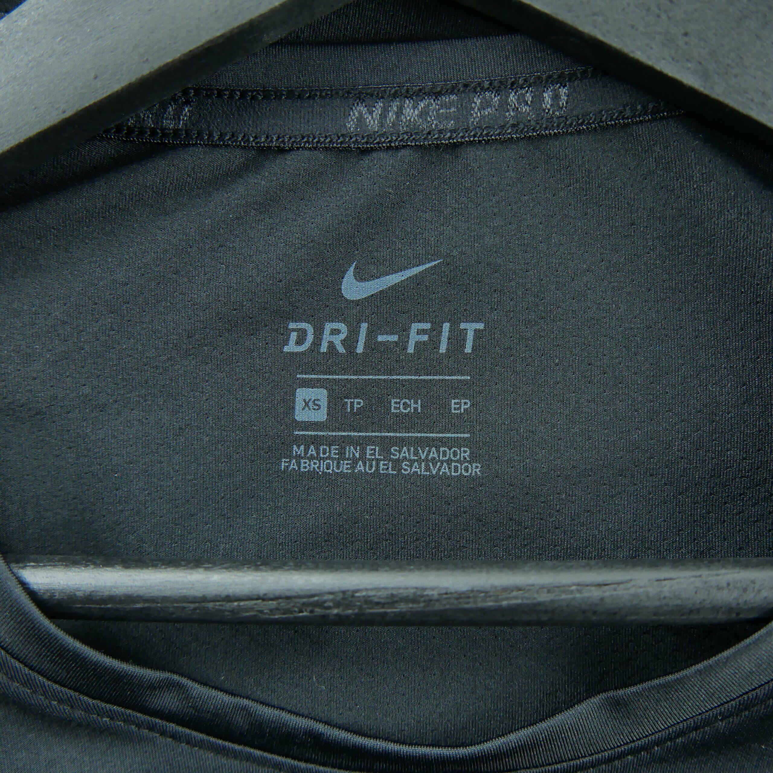 Segunda Vida - Nike Camiseta deportiva mujer - Excelente 5/5
