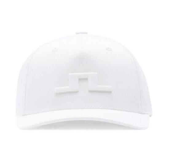 Heather Cap Weiss
