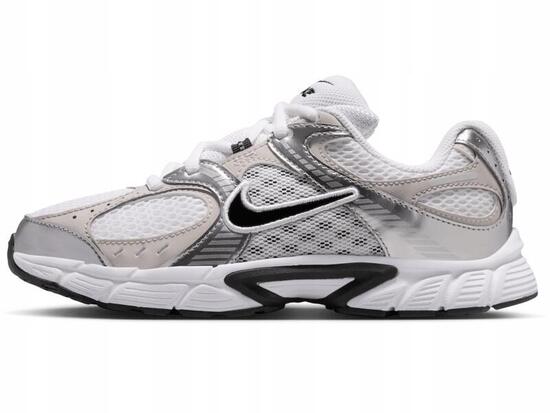 Buty Sportowe Nike V5 Rnr Sneakersy Uniseks
