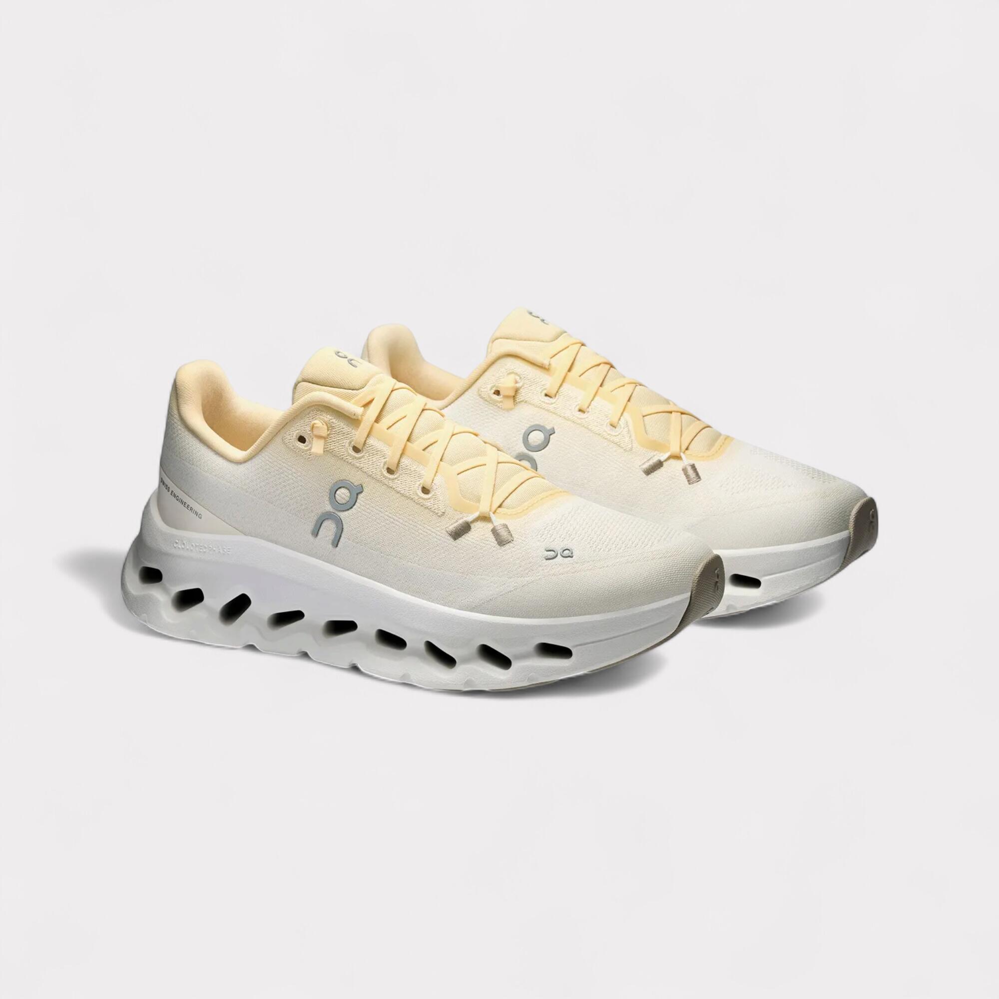 Zapatillas On Running Amarillas Cloudtilt Women Blonde Dew Cómodas y Ligeras 2/6