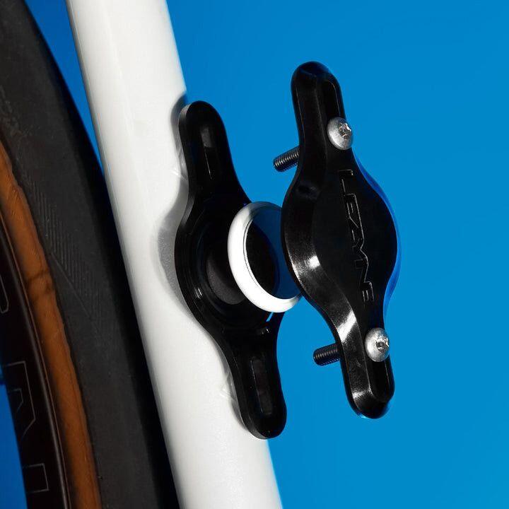 Support Antivol Gps Lezyne Matrix pour Porte-Bidon Airtag 2/5