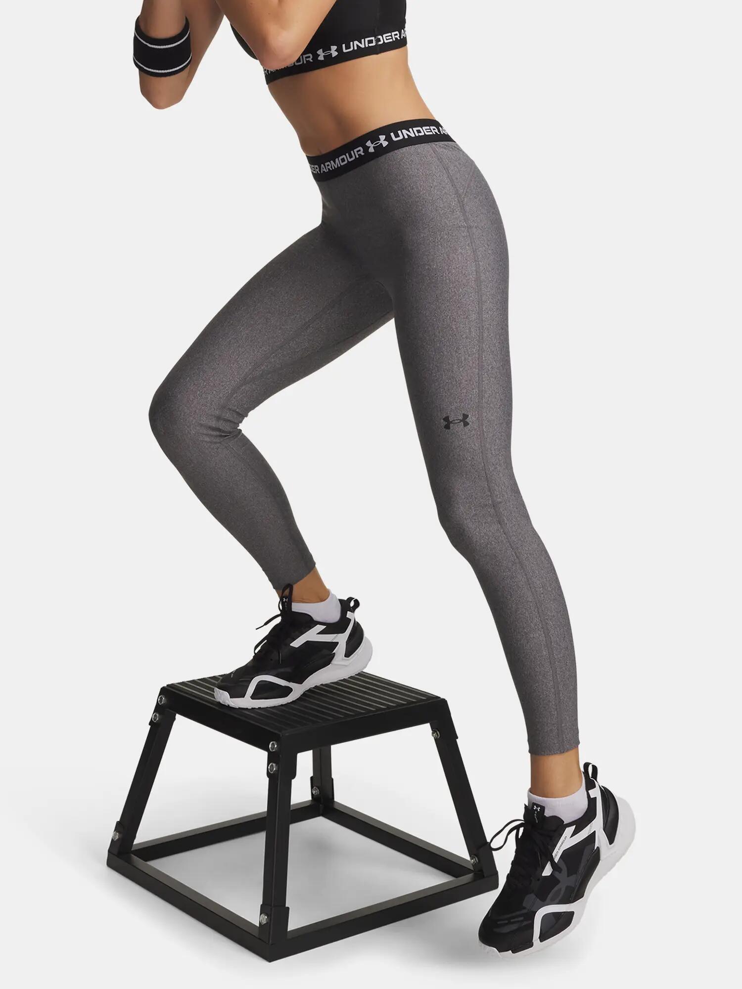 UNDER ARMOUR picture