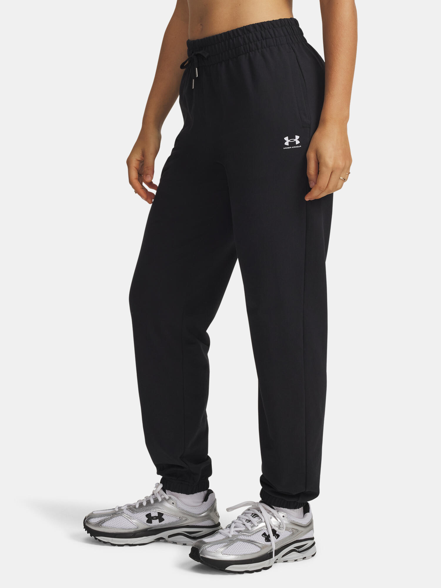 UNDER ARMOUR picture