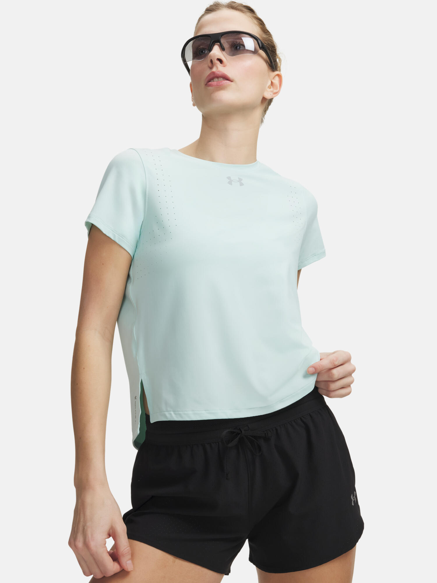 UNDER ARMOUR picture