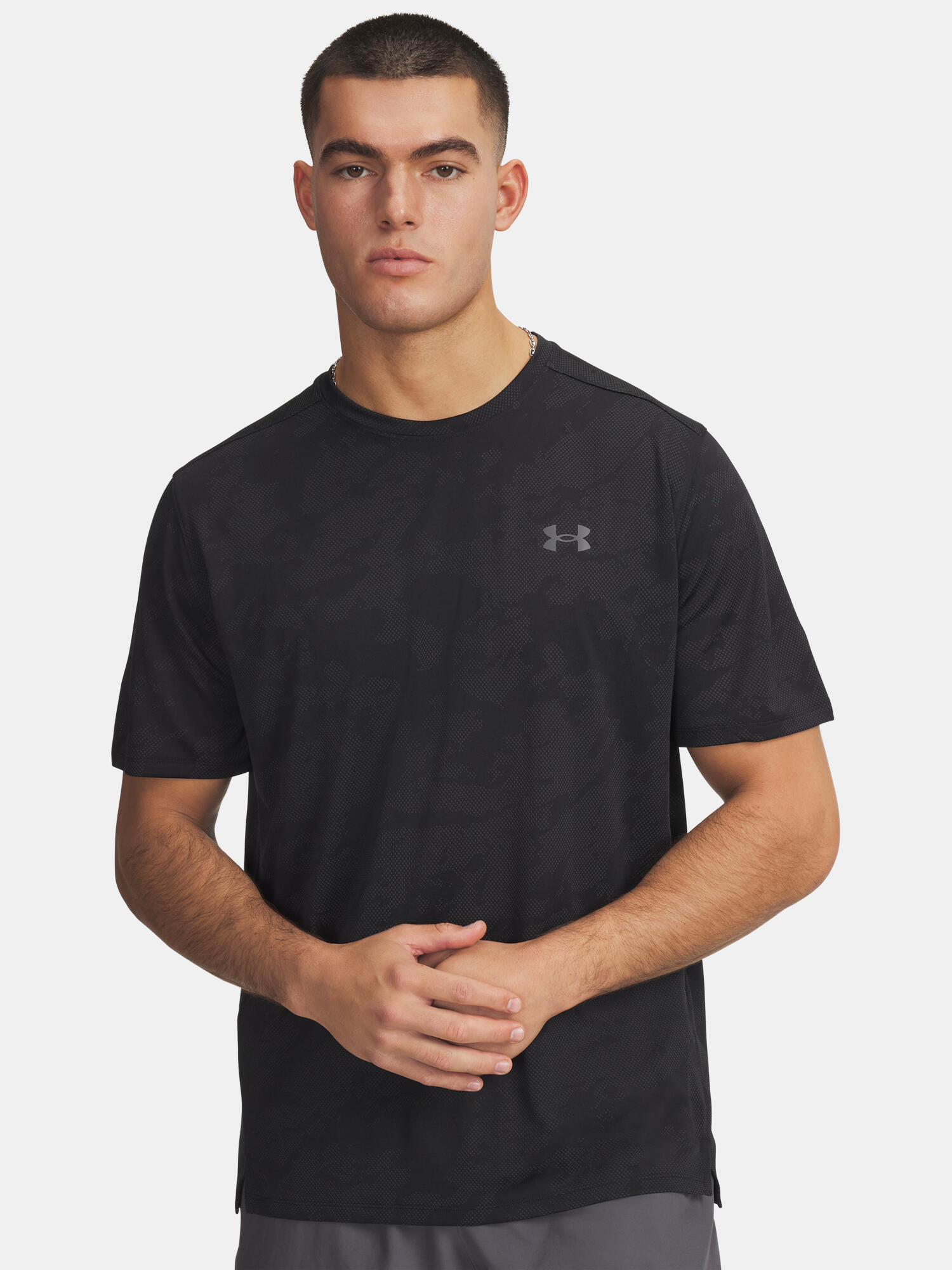 UNDER ARMOUR picture