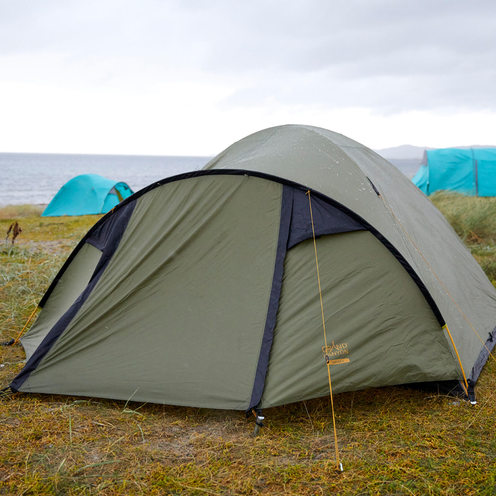 Tente igloo Topeka 4 personnes dôme trekking camping léger vestibule 7/7