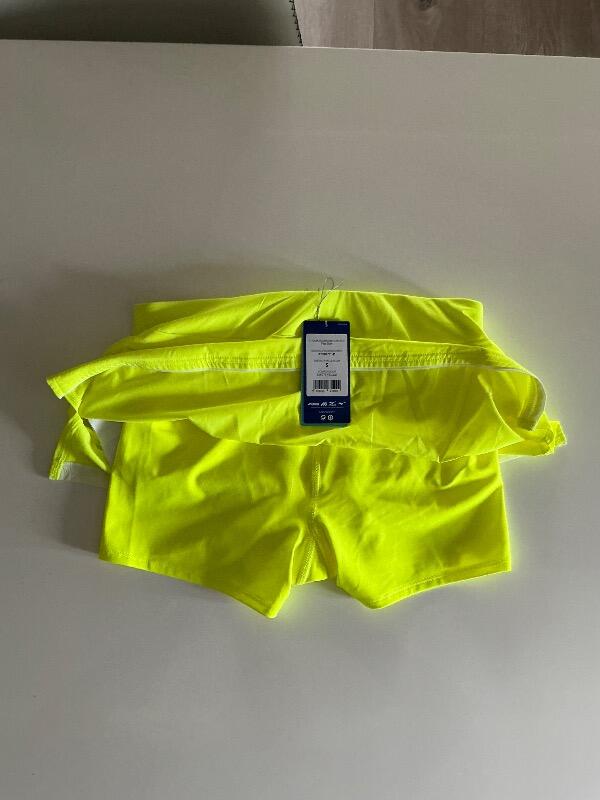 Entre Particuliers - Jupe short small nouveau 4/4