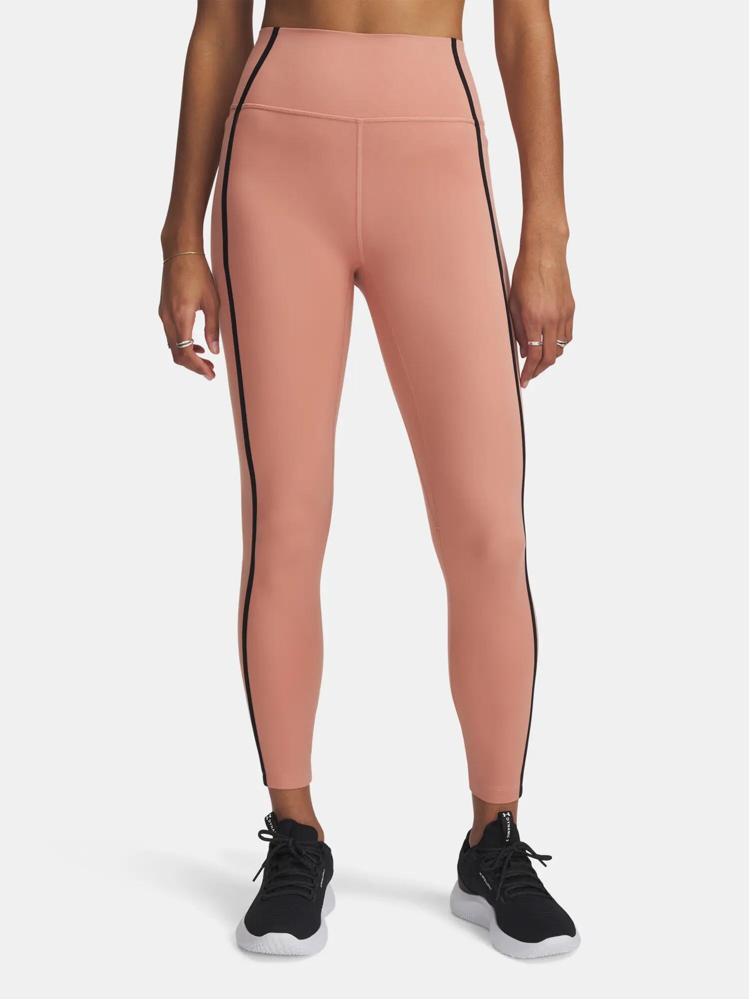 UNDER ARMOUR picture