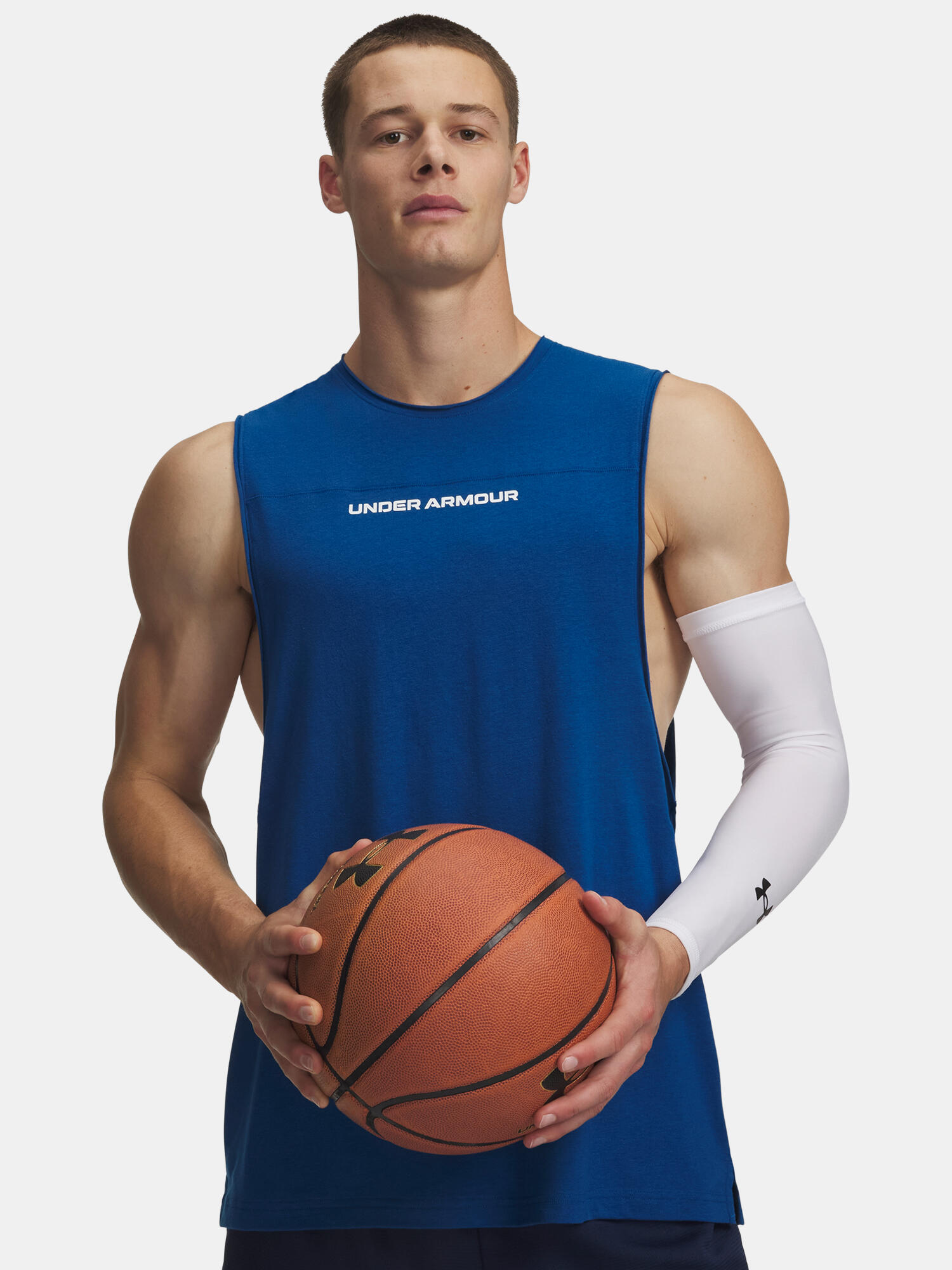 UNDER ARMOUR picture