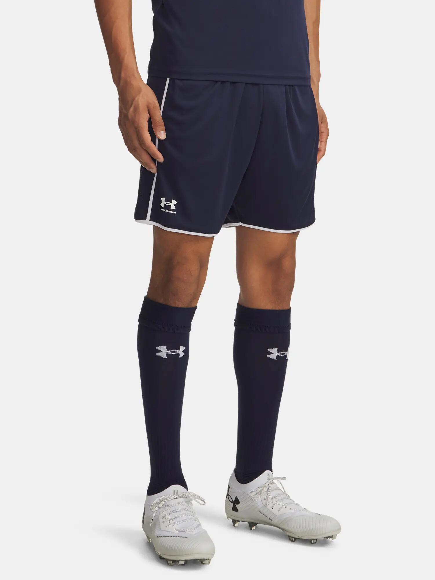 UNDER ARMOUR picture
