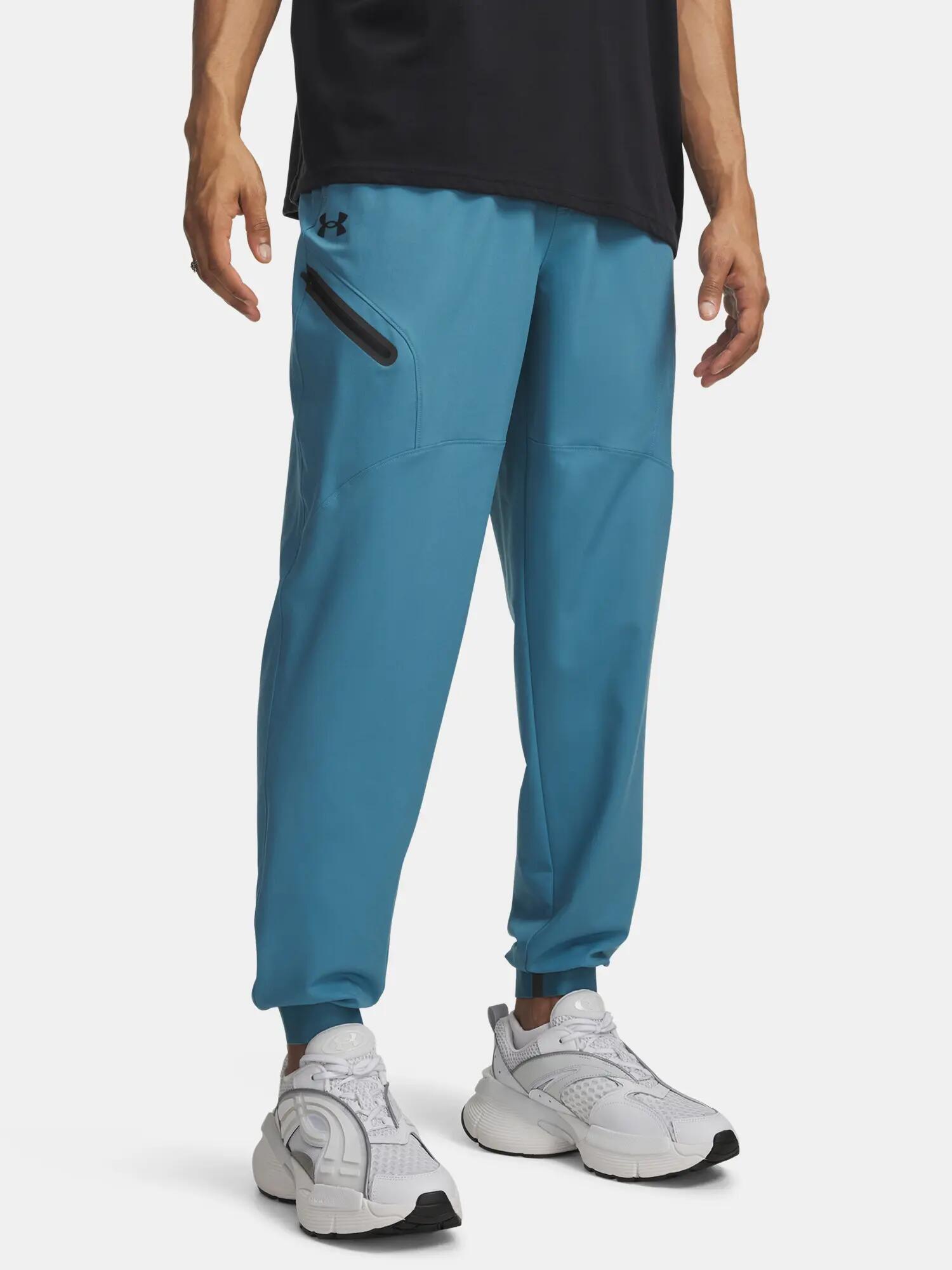 UNDER ARMOUR picture