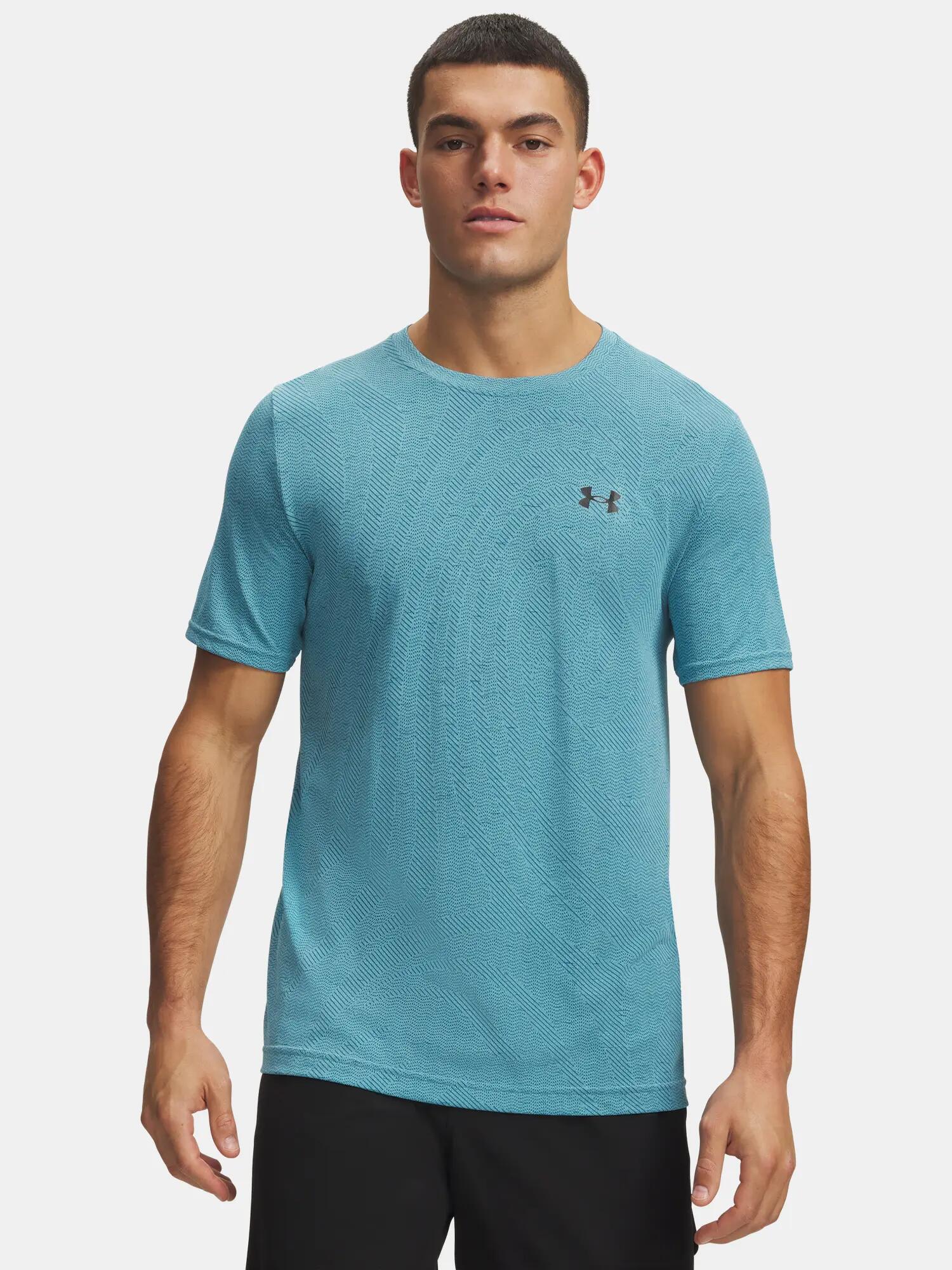 UNDER ARMOUR picture