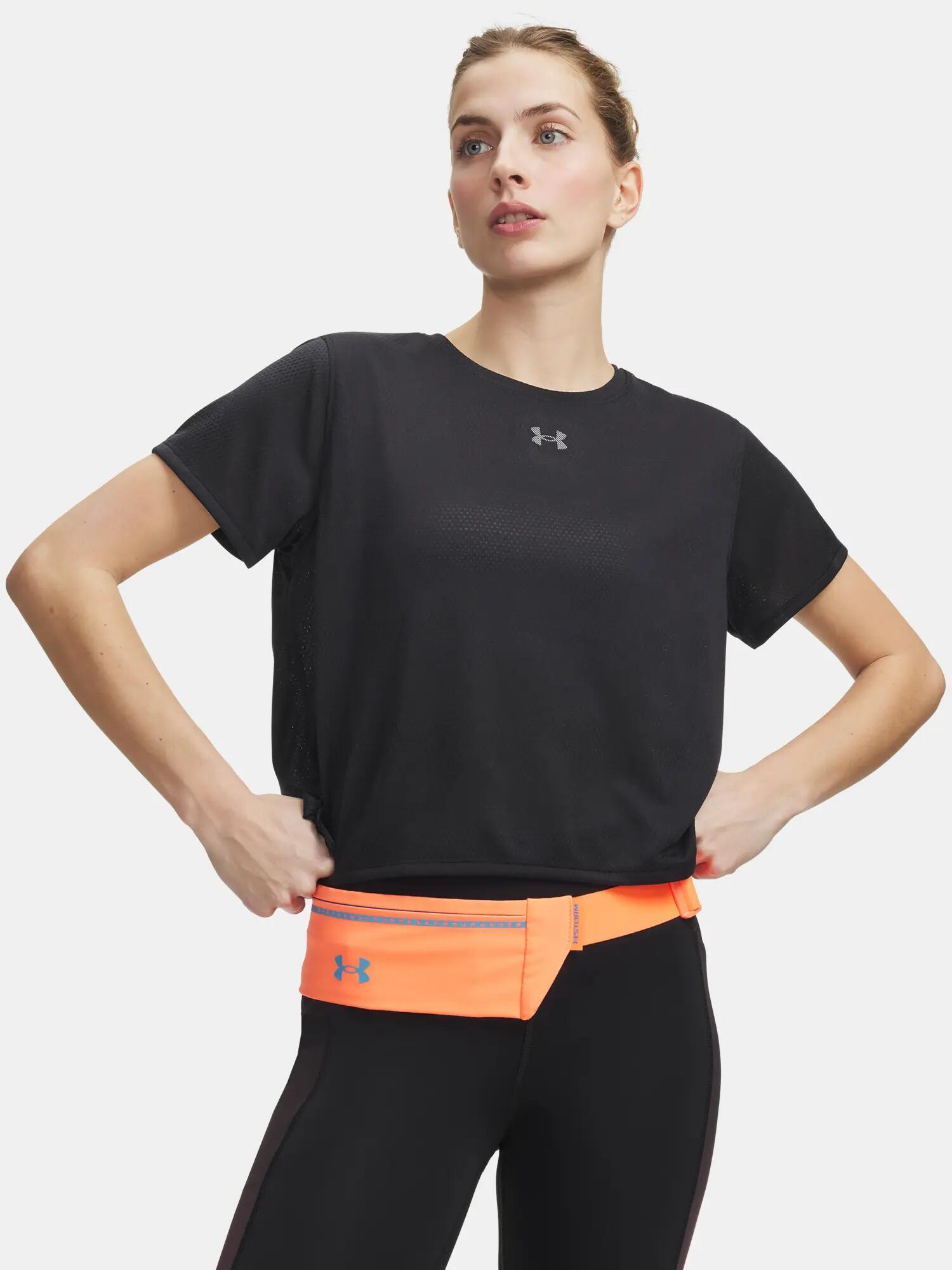 UNDER ARMOUR picture