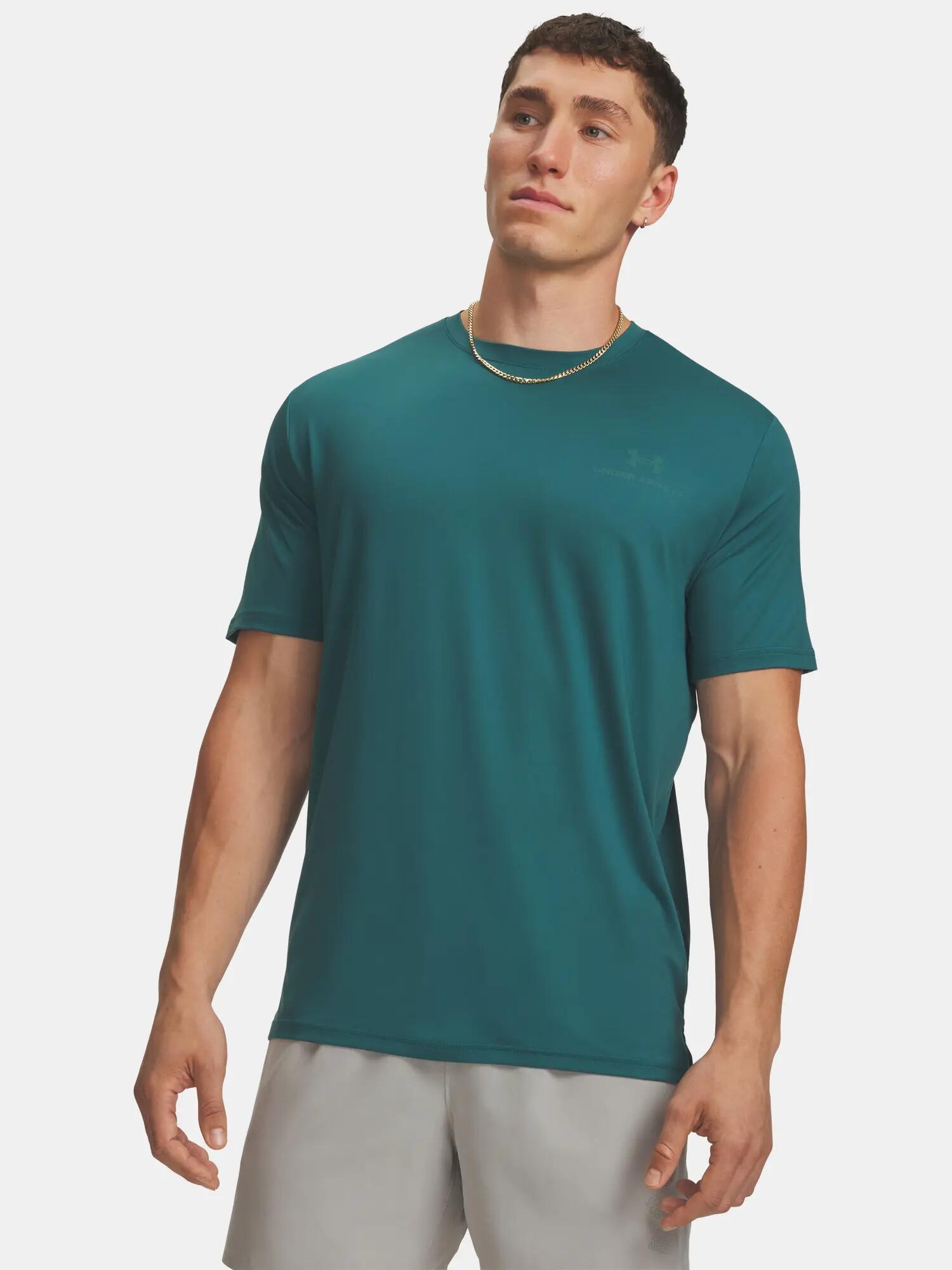 UNDER ARMOUR picture