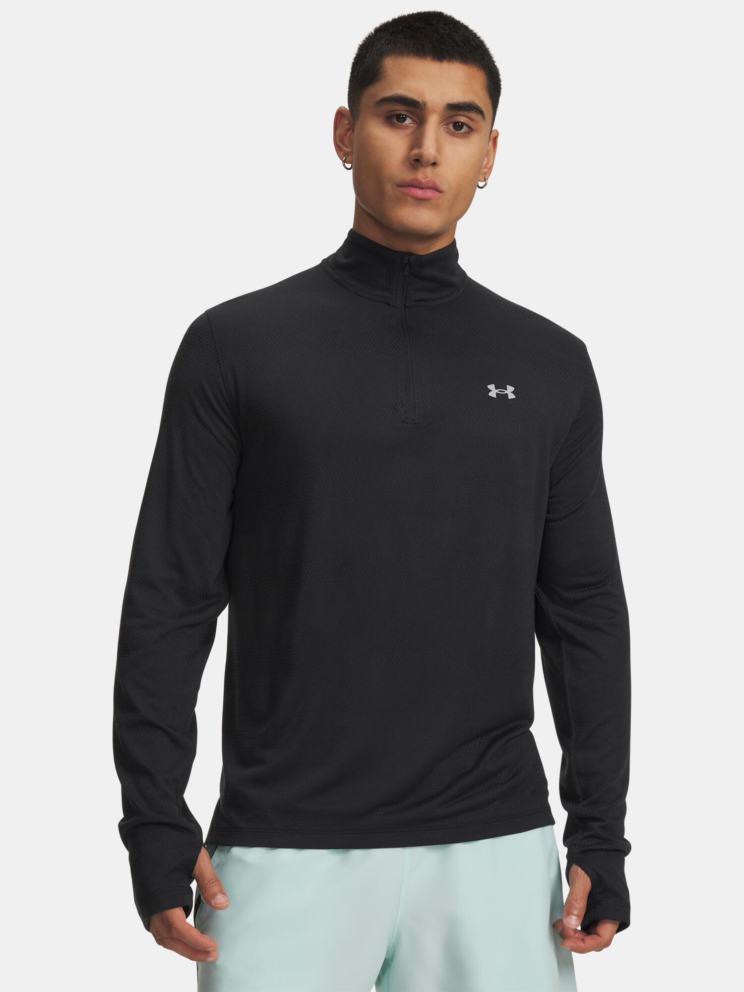 UNDER ARMOUR picture