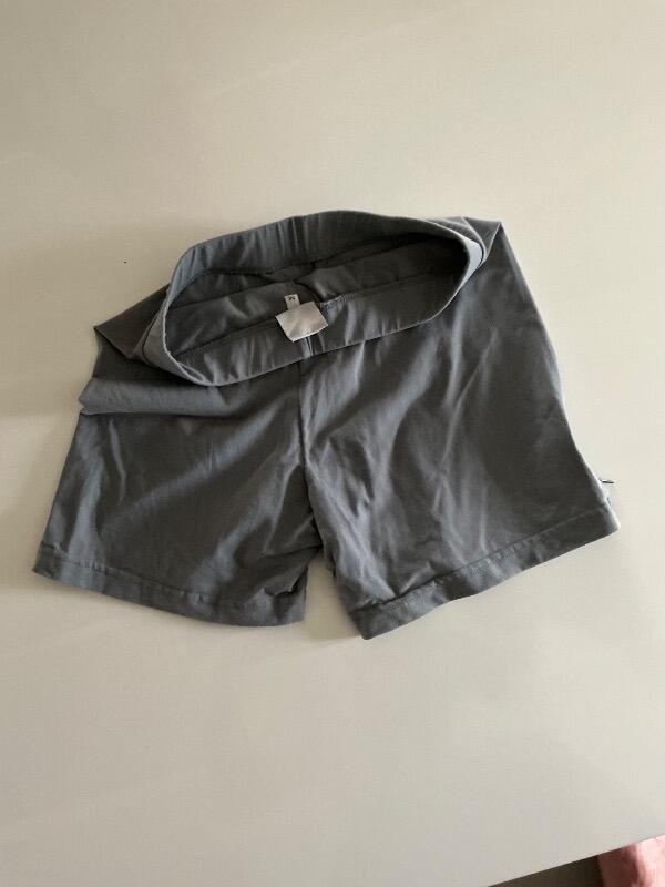 Tussen Particulieren - Short dames 2/2