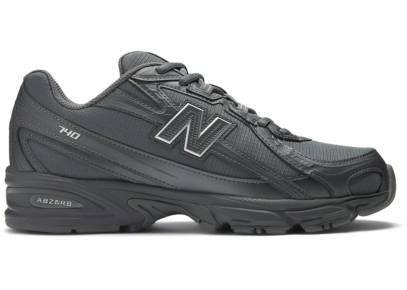 NEW BALANCE picture