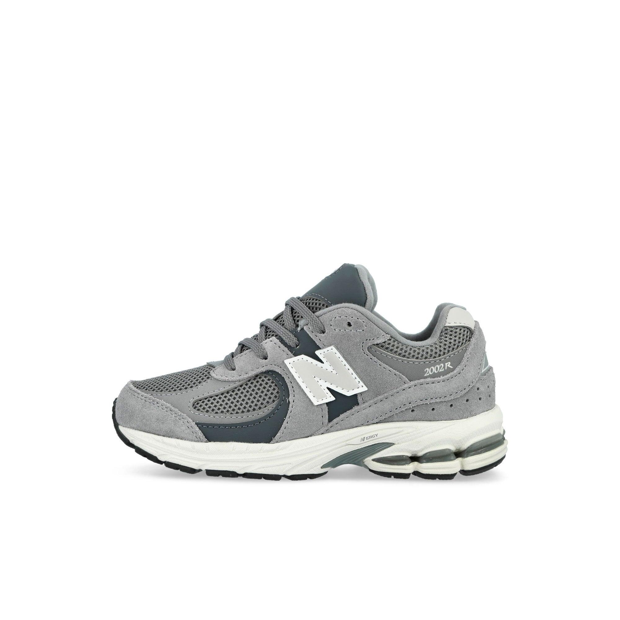 NEW BALANCE picture