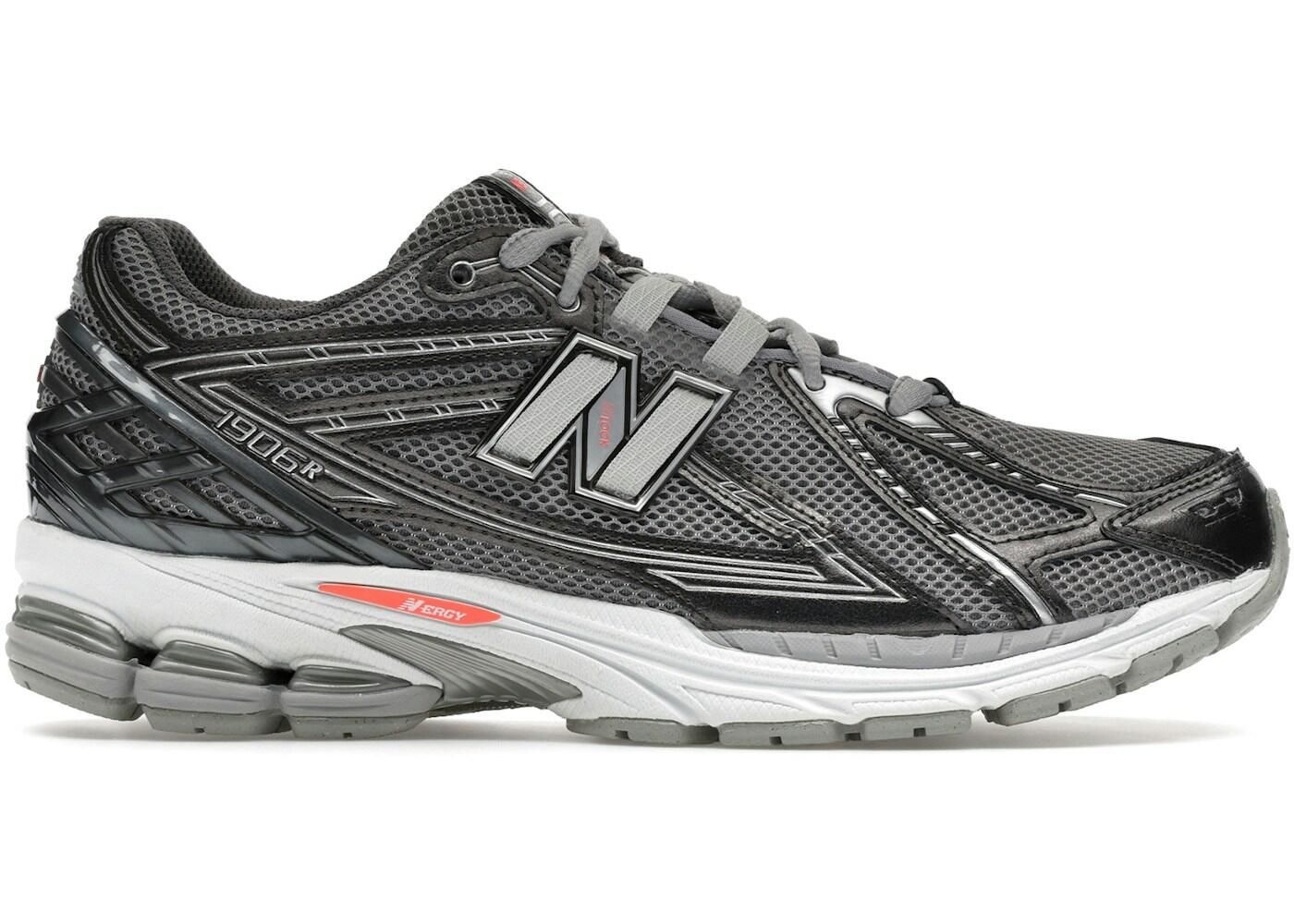 NEW BALANCE picture