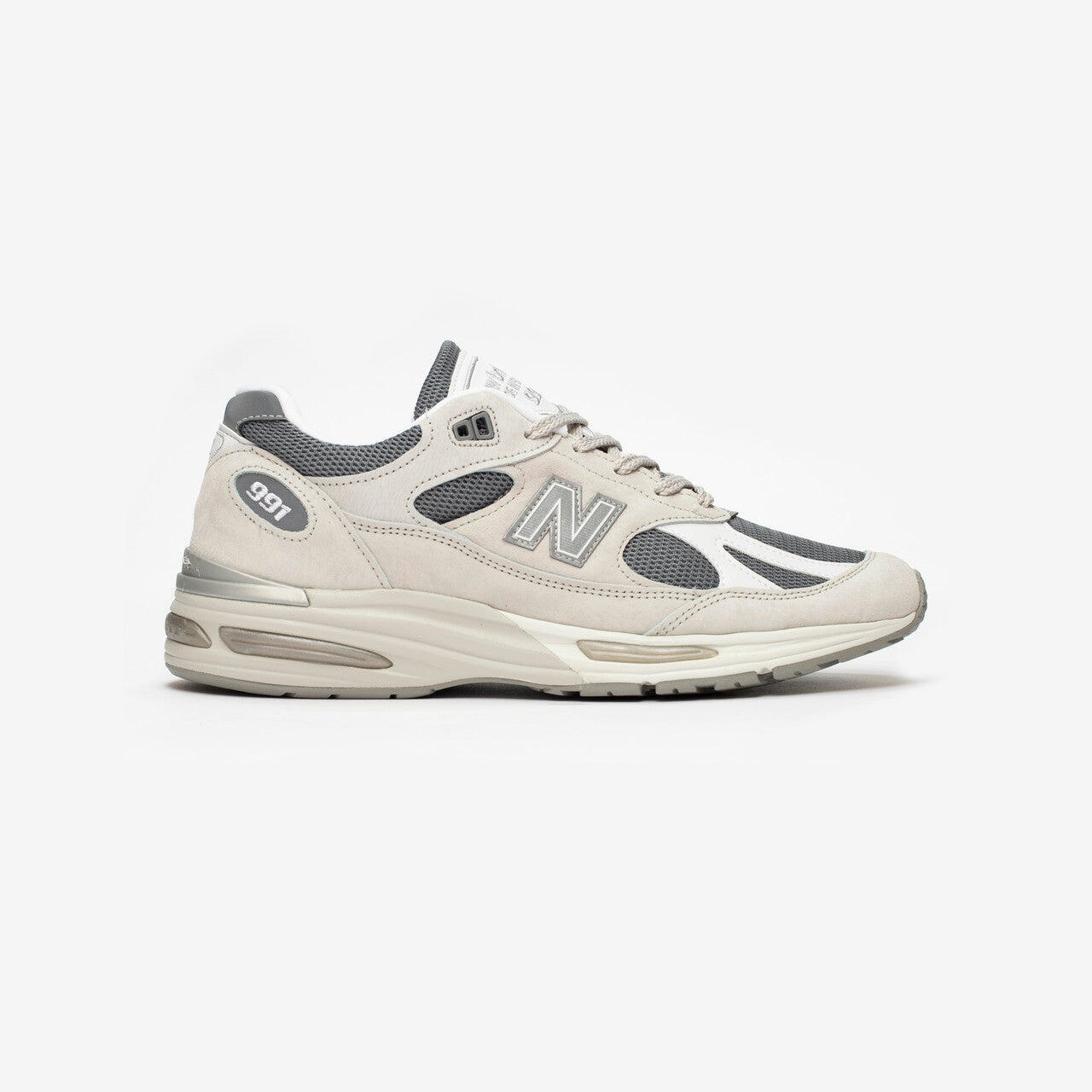 NEW BALANCE picture