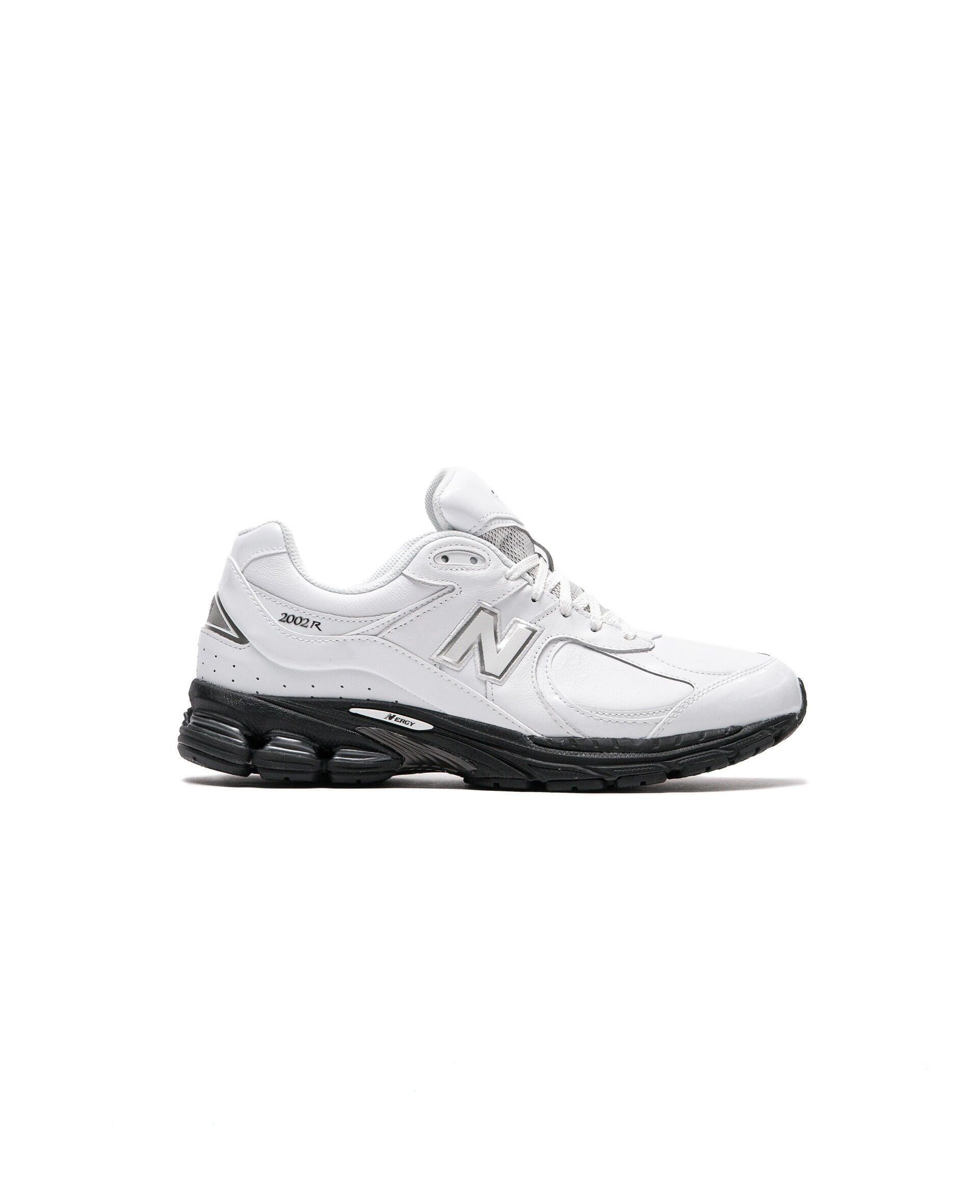 NEW BALANCE picture