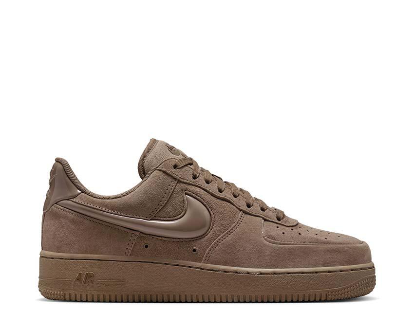 NIKE picture