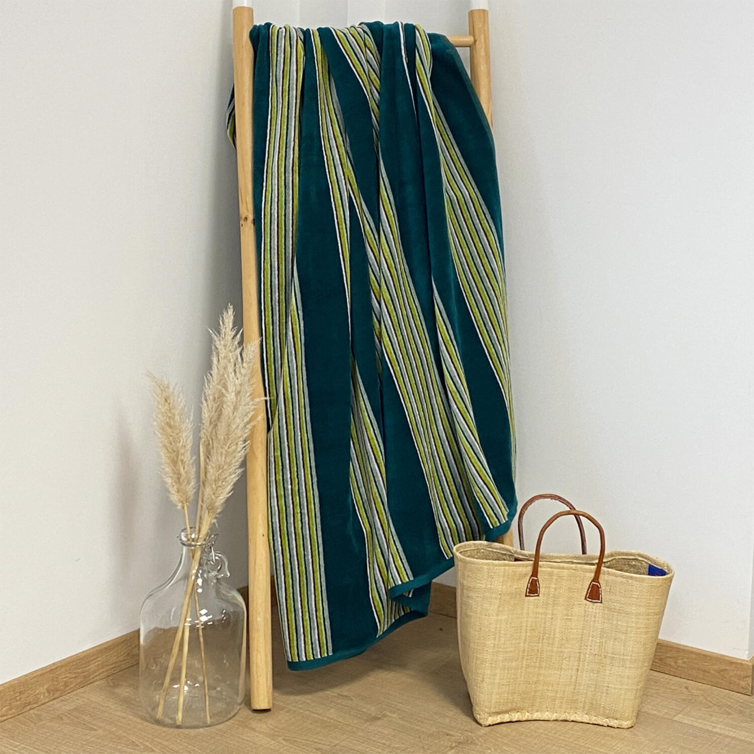 Serviette de plage éponge velours Jacquard - Milonga Lake - 90x170cm - 400g/m² 2/3
