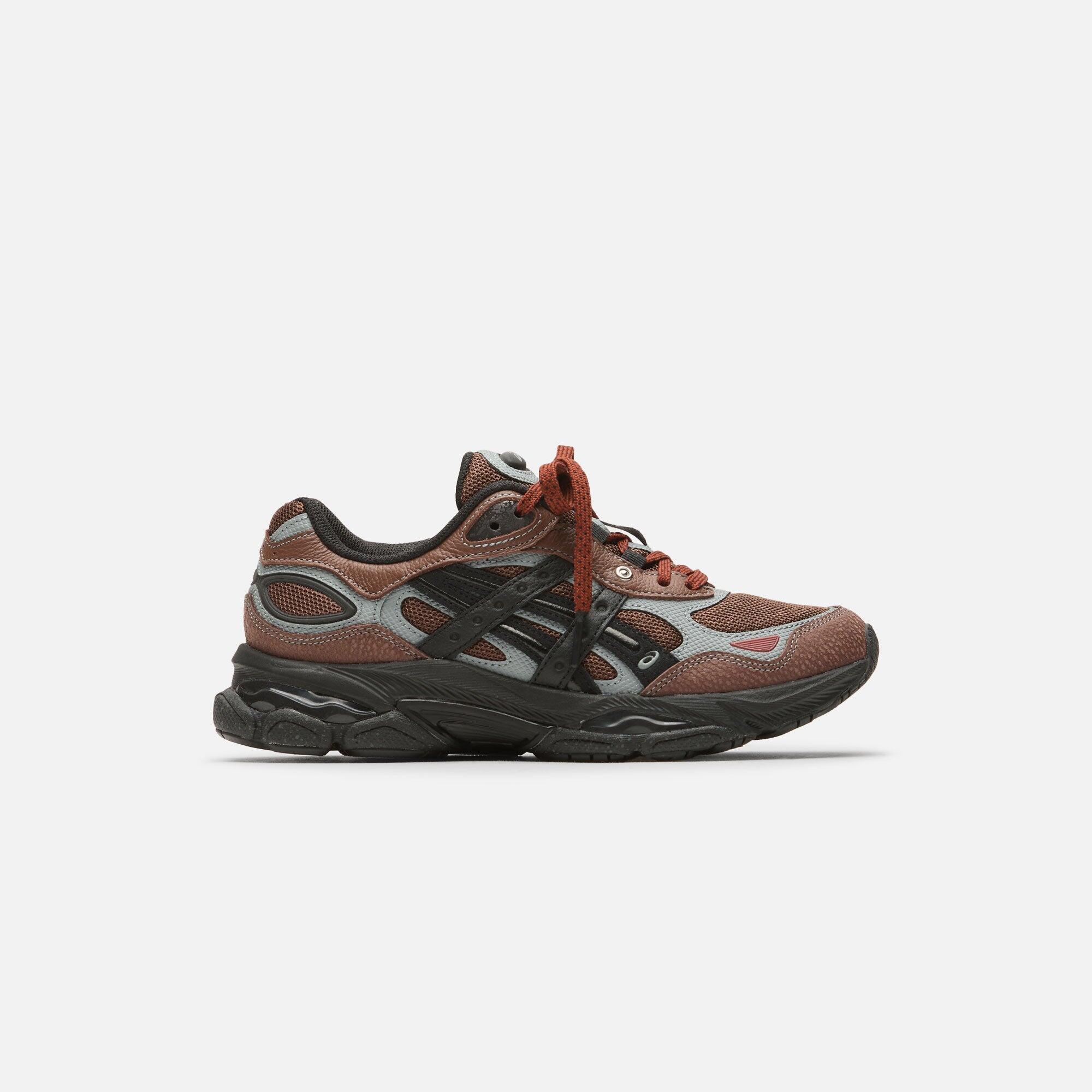 ASICS picture