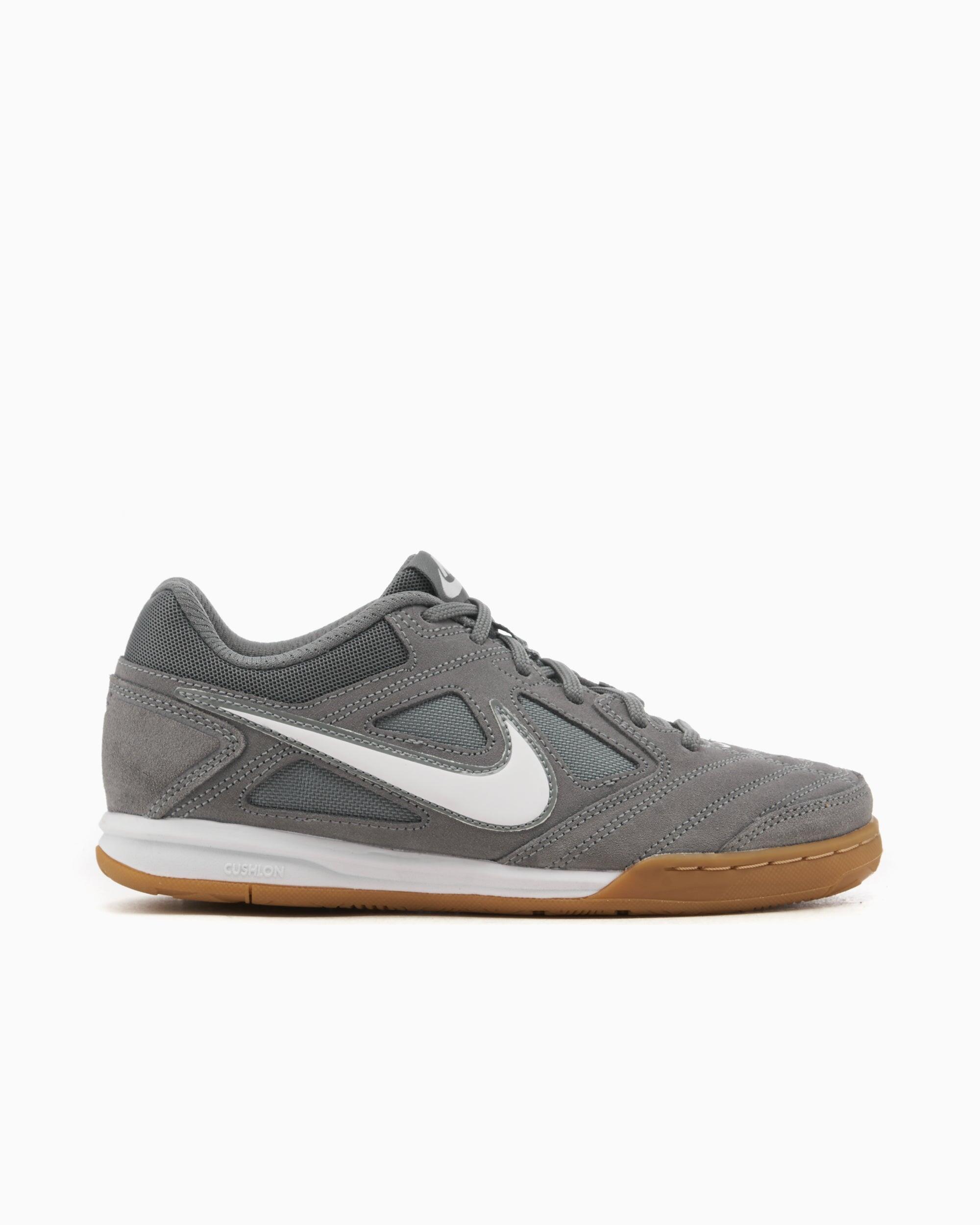 NIKE picture