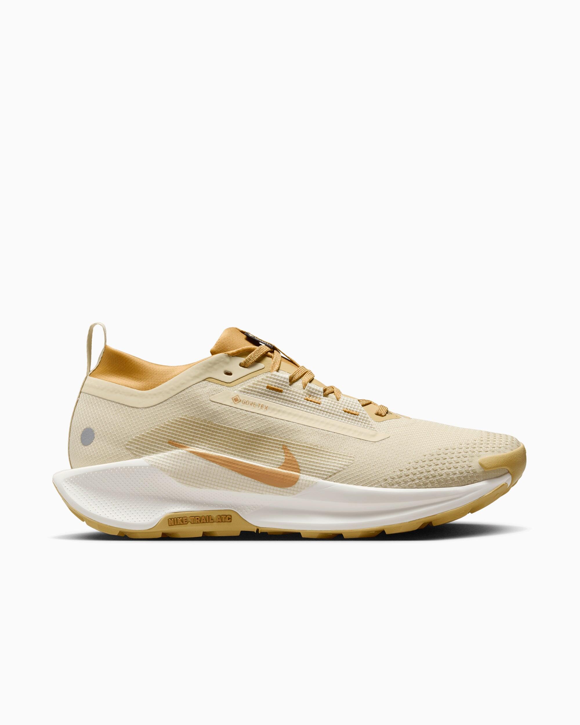 NIKE picture