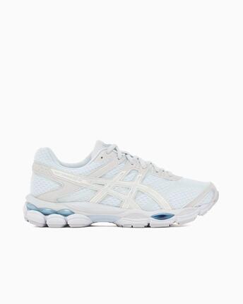 Baskets Asics modèle Asics Gel Cumulus 16 "Airy Blue" pour femmes