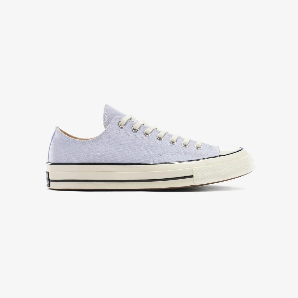 Converse Chuck 70 men's sneakers - classic canvas low-top.