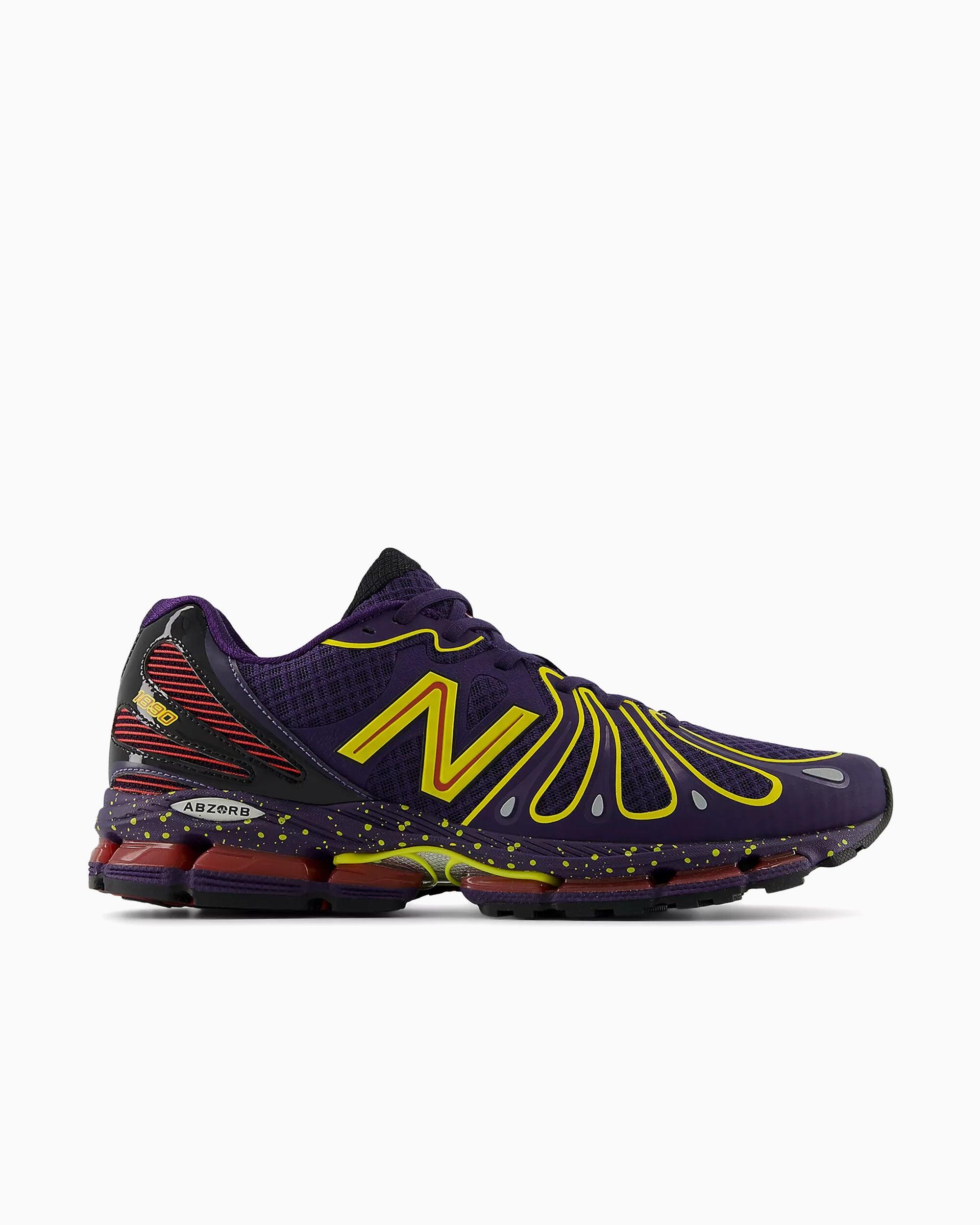 NEW BALANCE picture