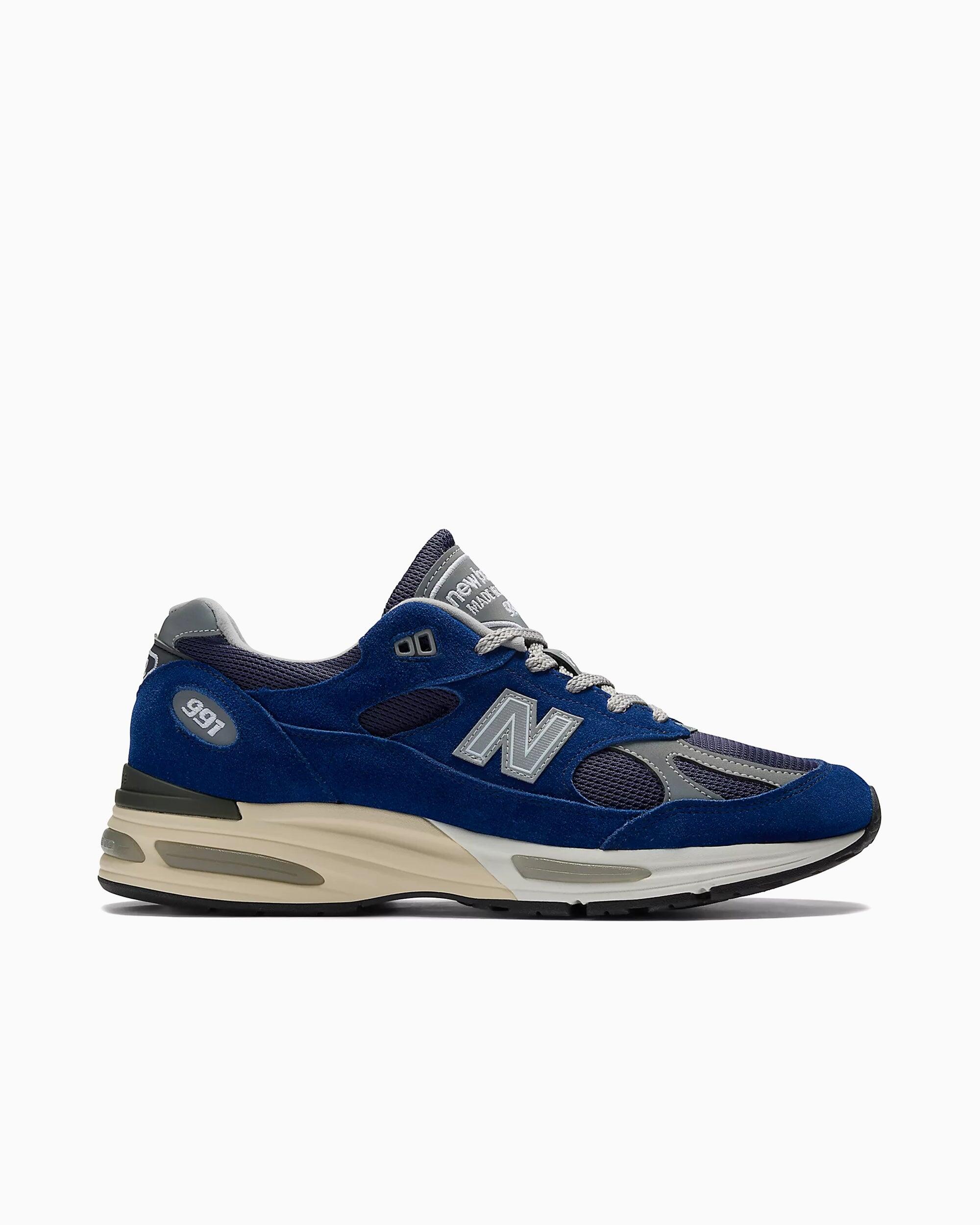 NEW BALANCE picture