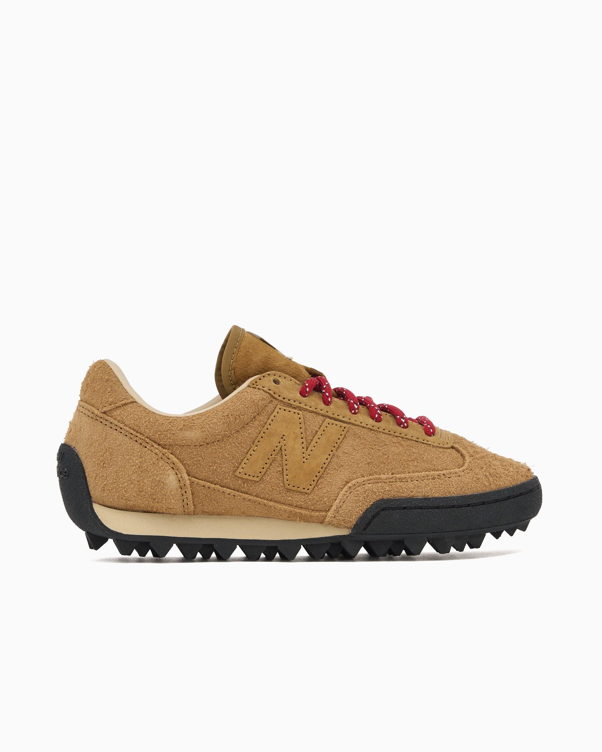 NEW BALANCE picture
