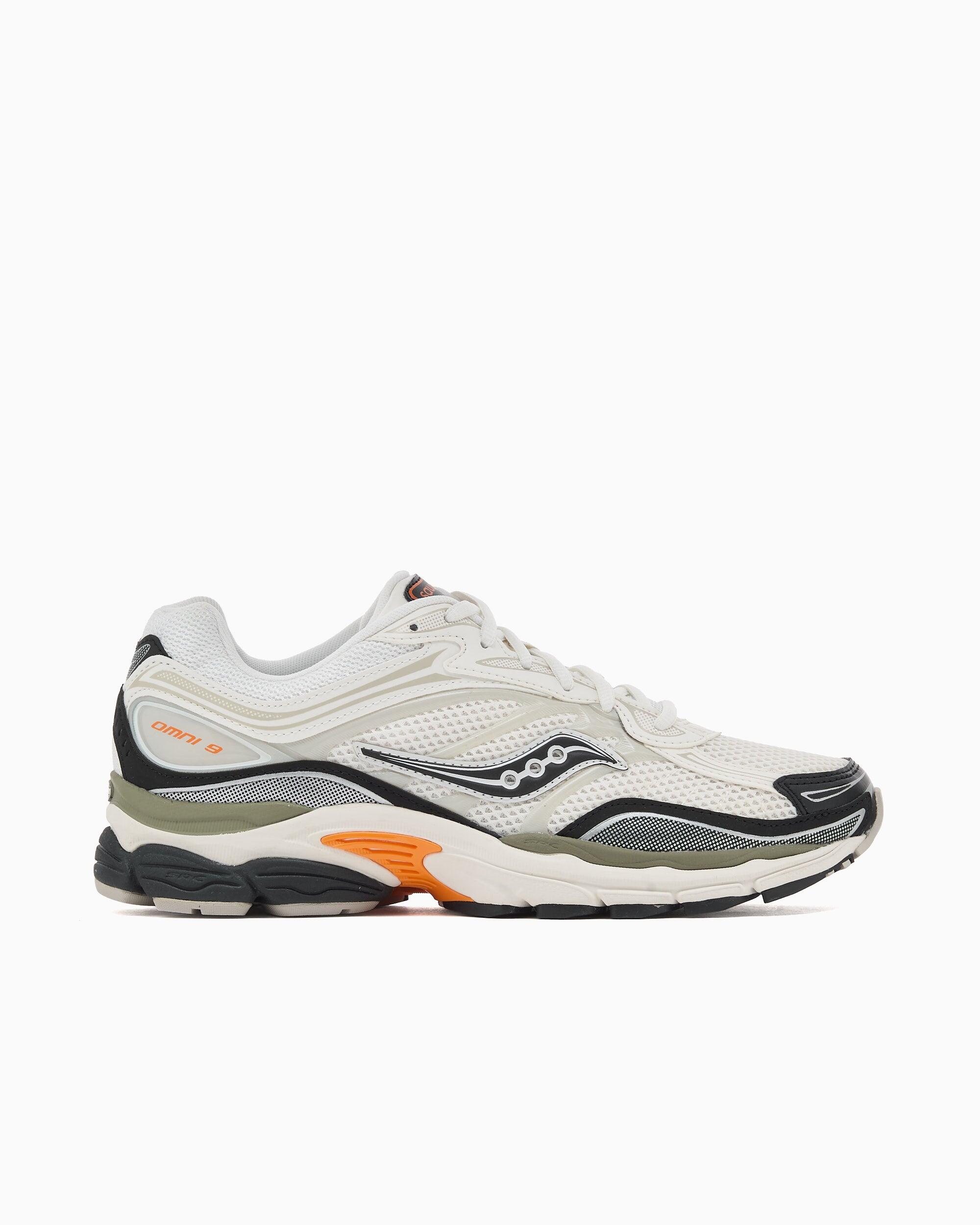 SAUCONY picture
