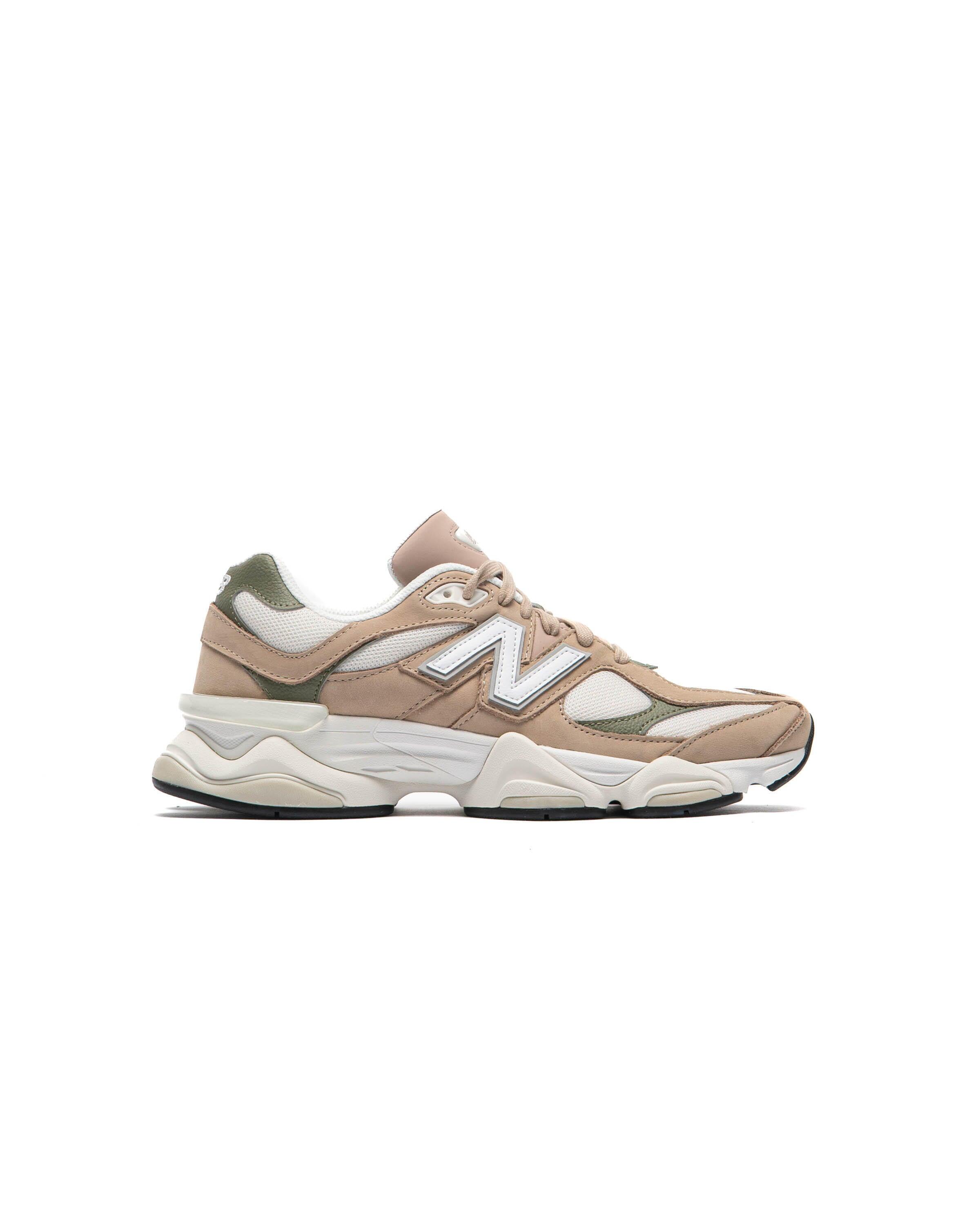 NEW BALANCE picture