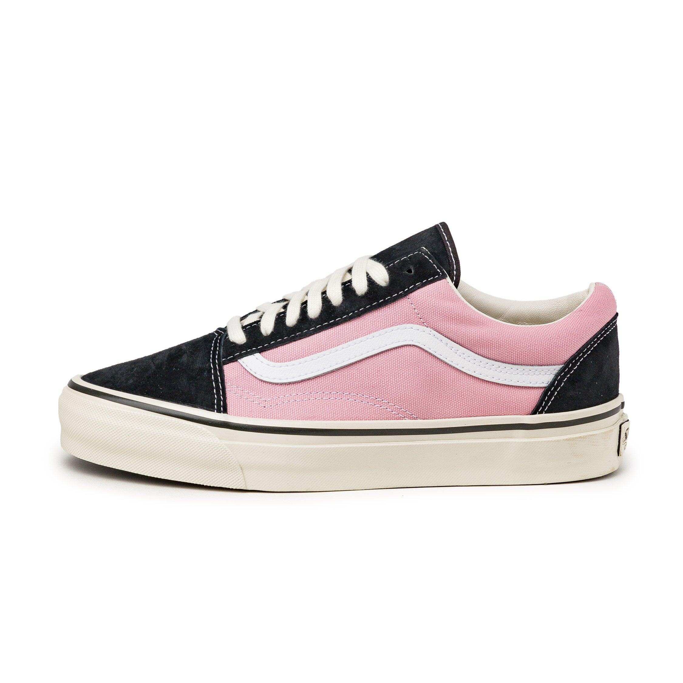 VANS picture