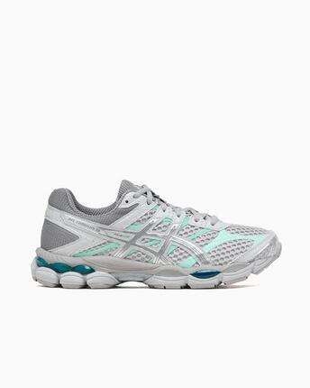 Baskets Asics modèle Asics Gel Cumulus 16 "Cement Grey" pour unisexe
