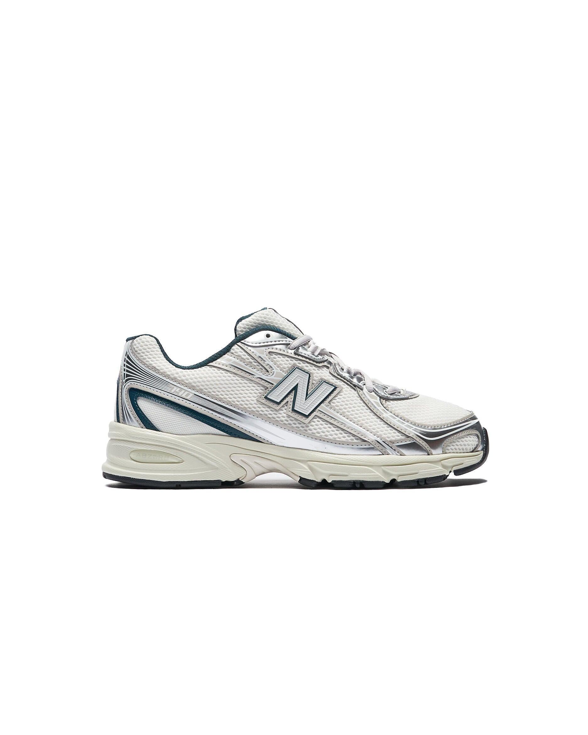 NEW BALANCE picture