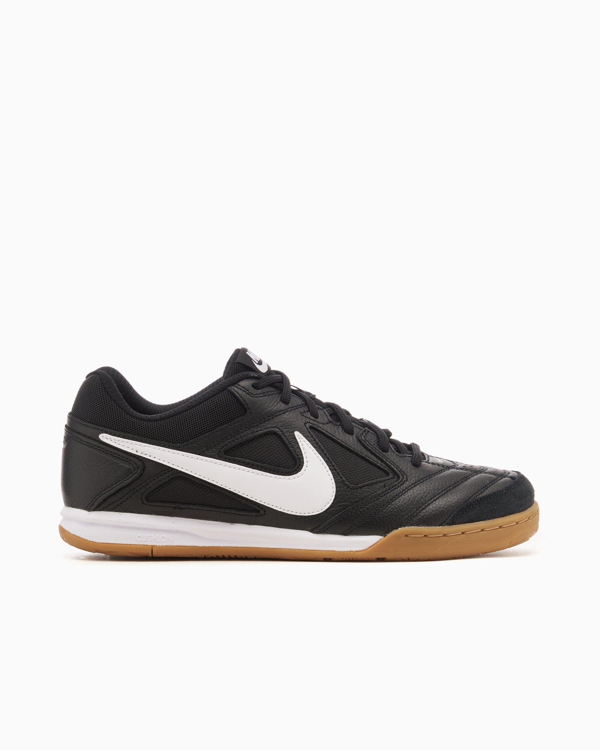 NIKE picture