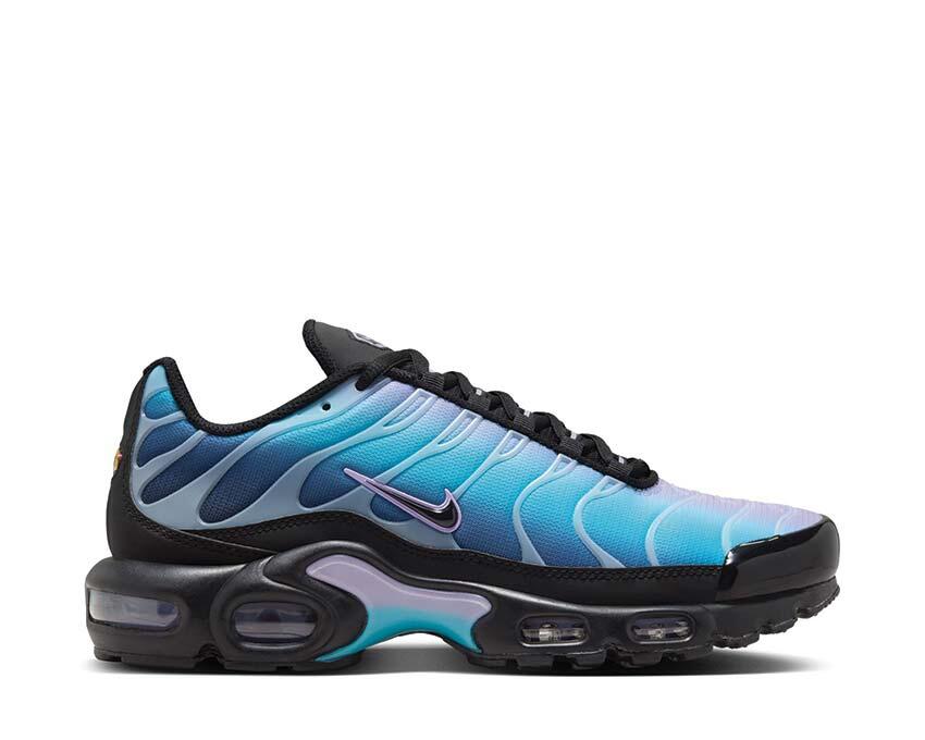 NIKE picture